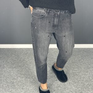 Džinsai su akmenukais