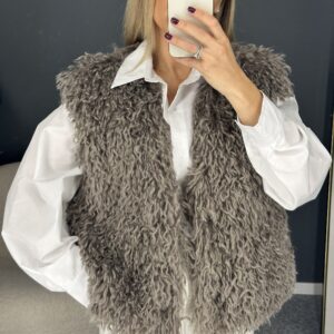 Pilka ilgo plauko liemenė